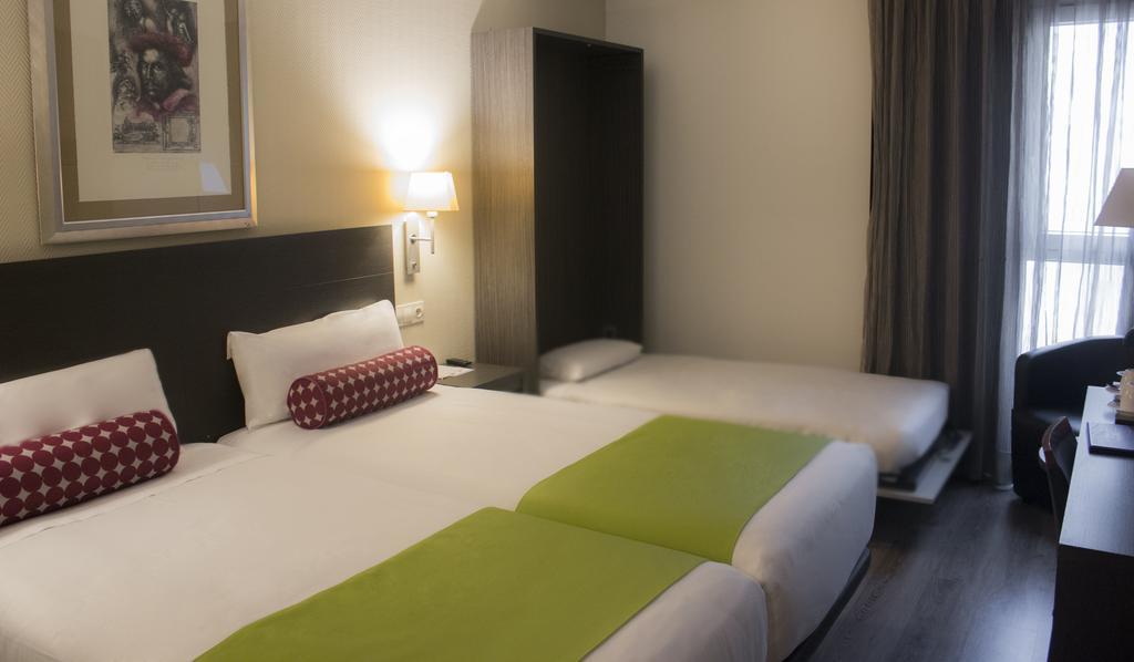 Mercure Madrid Centro Phòng bức ảnh