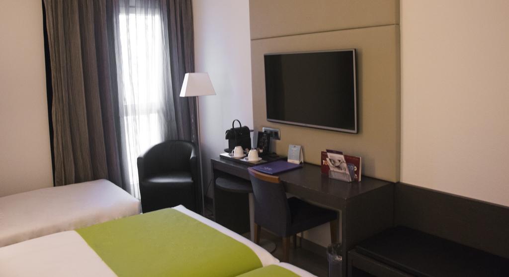Mercure Madrid Centro Phòng bức ảnh